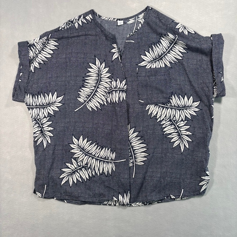 Old Navy Womens XL Navy Blue White Tropical Leaf Print Cotton Rayon Blouse Top - Picture 1 of 13